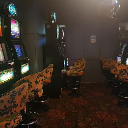 Hotel Kerwick Redbank Εξωτερικό φωτογραφία