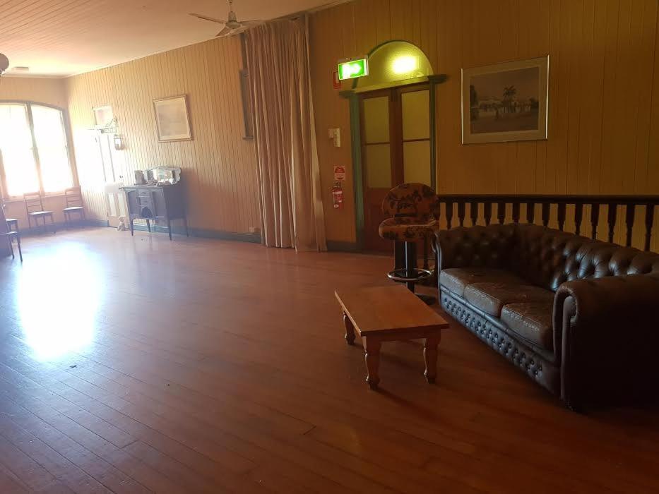 Hotel Kerwick Redbank Εξωτερικό φωτογραφία